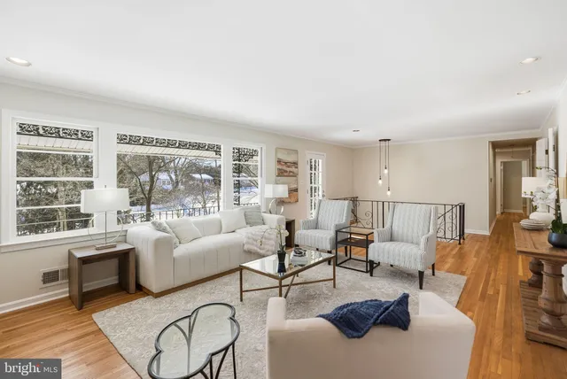 $1,075,000 | 7511 Shadywood Road, Bethesda, MD 20817