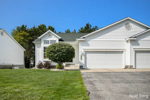 $374,900 | 5633 Copper Sands Run, Fruitport, MI 49415