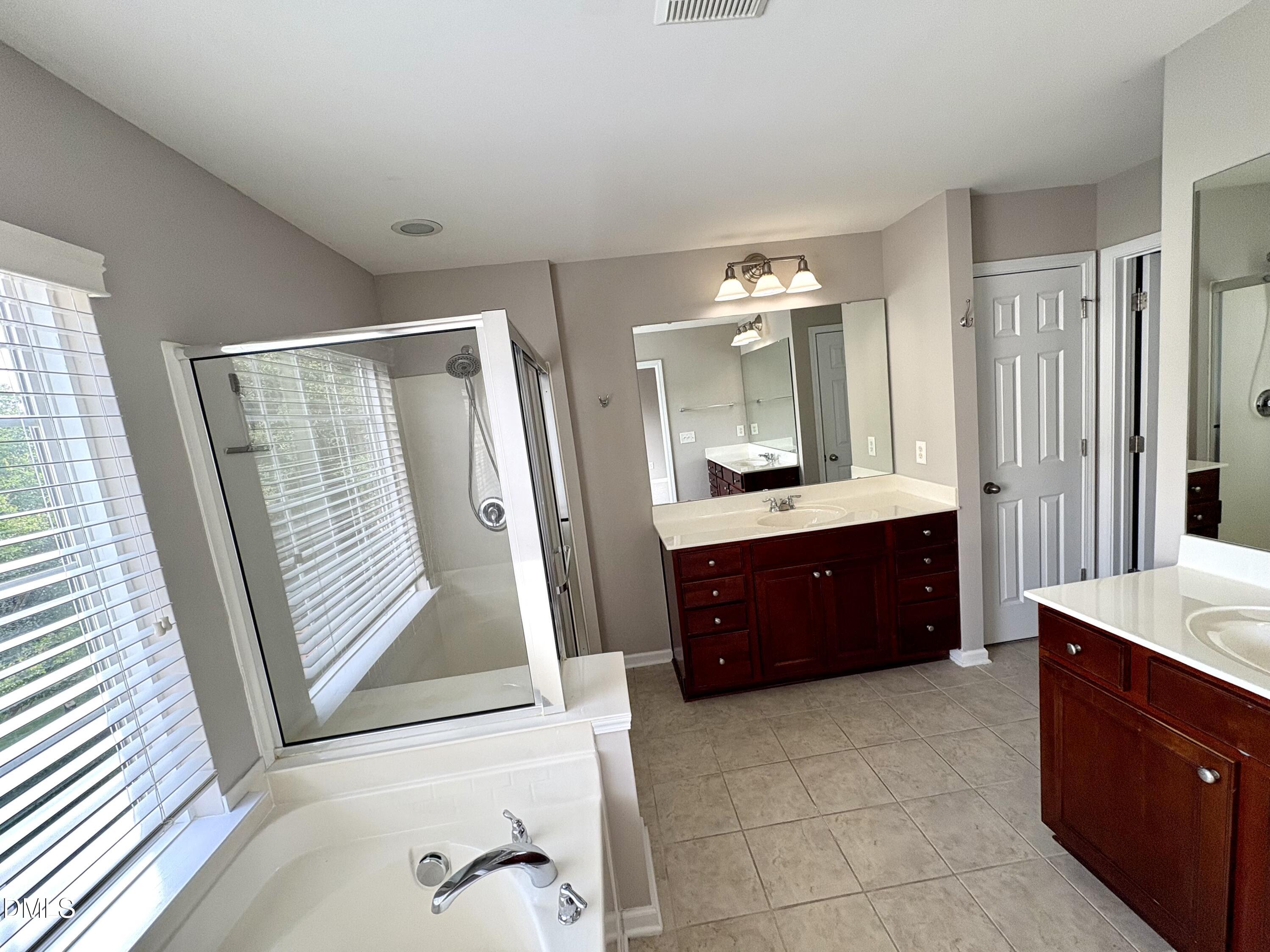2705 Laurel Cherry Street Raleigh, NC 27612 - Photo 10 of 15