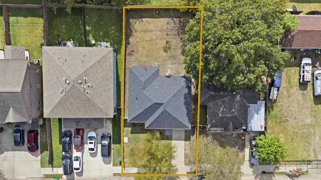 $218,990 | 111 Calvin Street, Pasadena, TX 77506