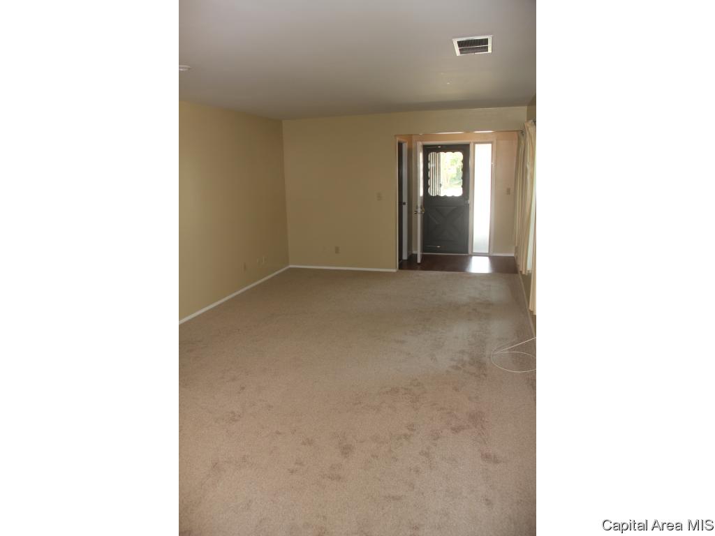 46 Trailridge Lane Springfield, IL 62704 - Photo 5 of 17 Gallery Image 5