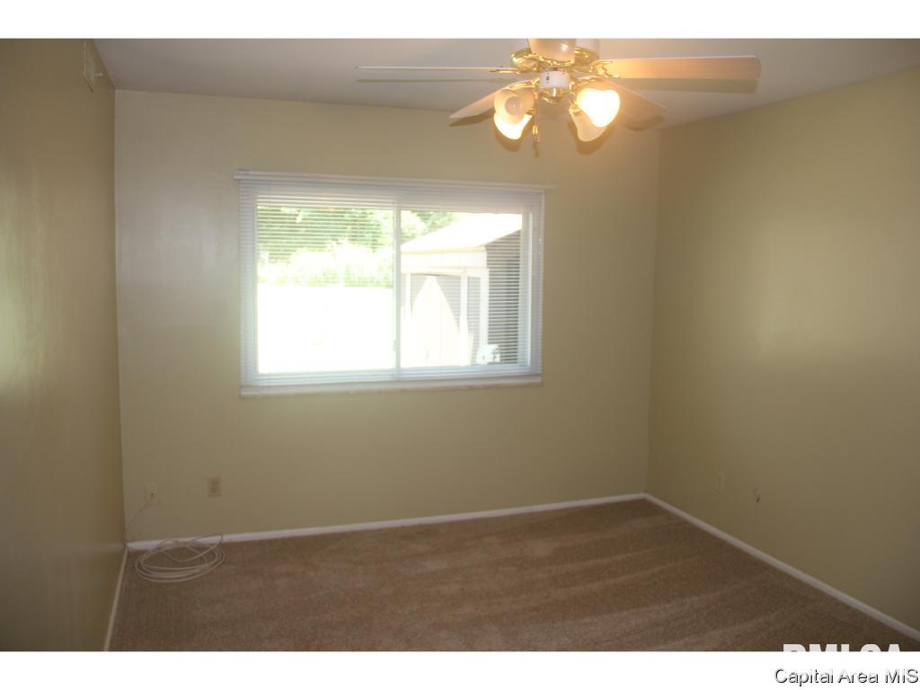 46 Trailridge Lane Springfield, IL 62704 - Photo 9 of 17 Gallery Image 9