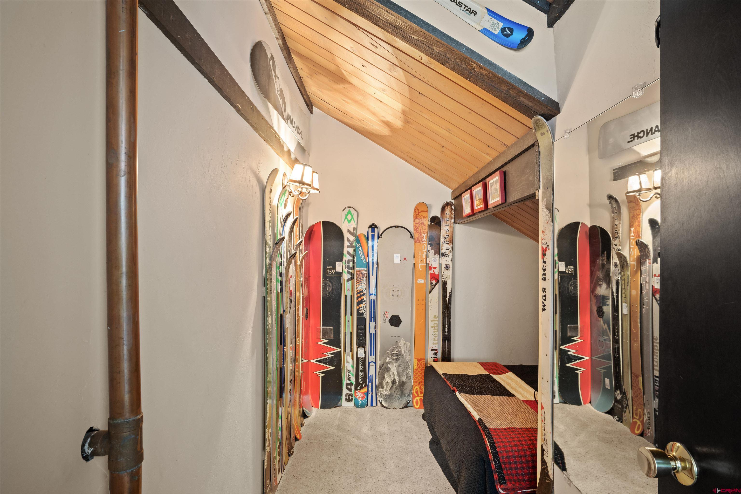 16 Hunter Hill Road, Unit K303 Crested Butte, CO 81225 - Photo 22 of 33 Gallery Image 22