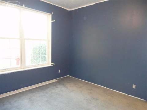 1449 North Oak Road Davison, MI 48423 - Photo 10 of 28 20375745-9.JPG