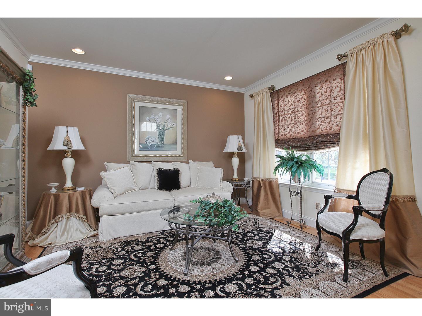 564 Partridge Court Mickleton, NJ 08056 - Photo 3 of 22