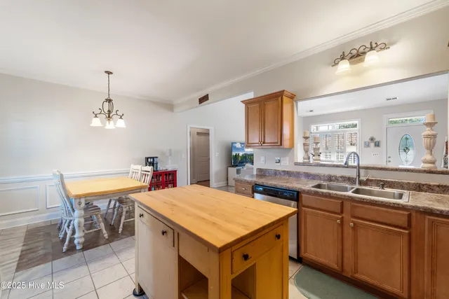 $330,000 | 2940 Judge Manly Drive, New Bern, NC 28562