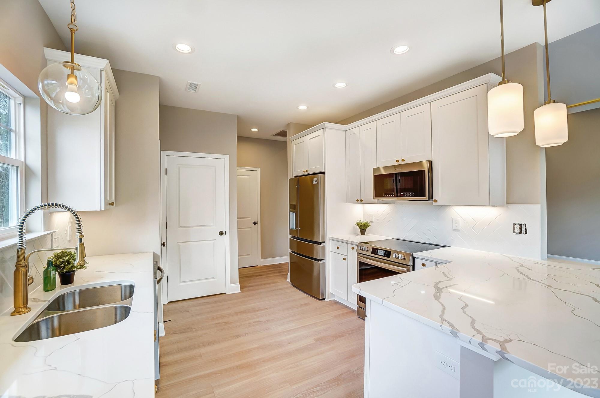 208 Branham Road Rock Hill, SC 29730 - Photo 13 of 40 Gallery Image 13