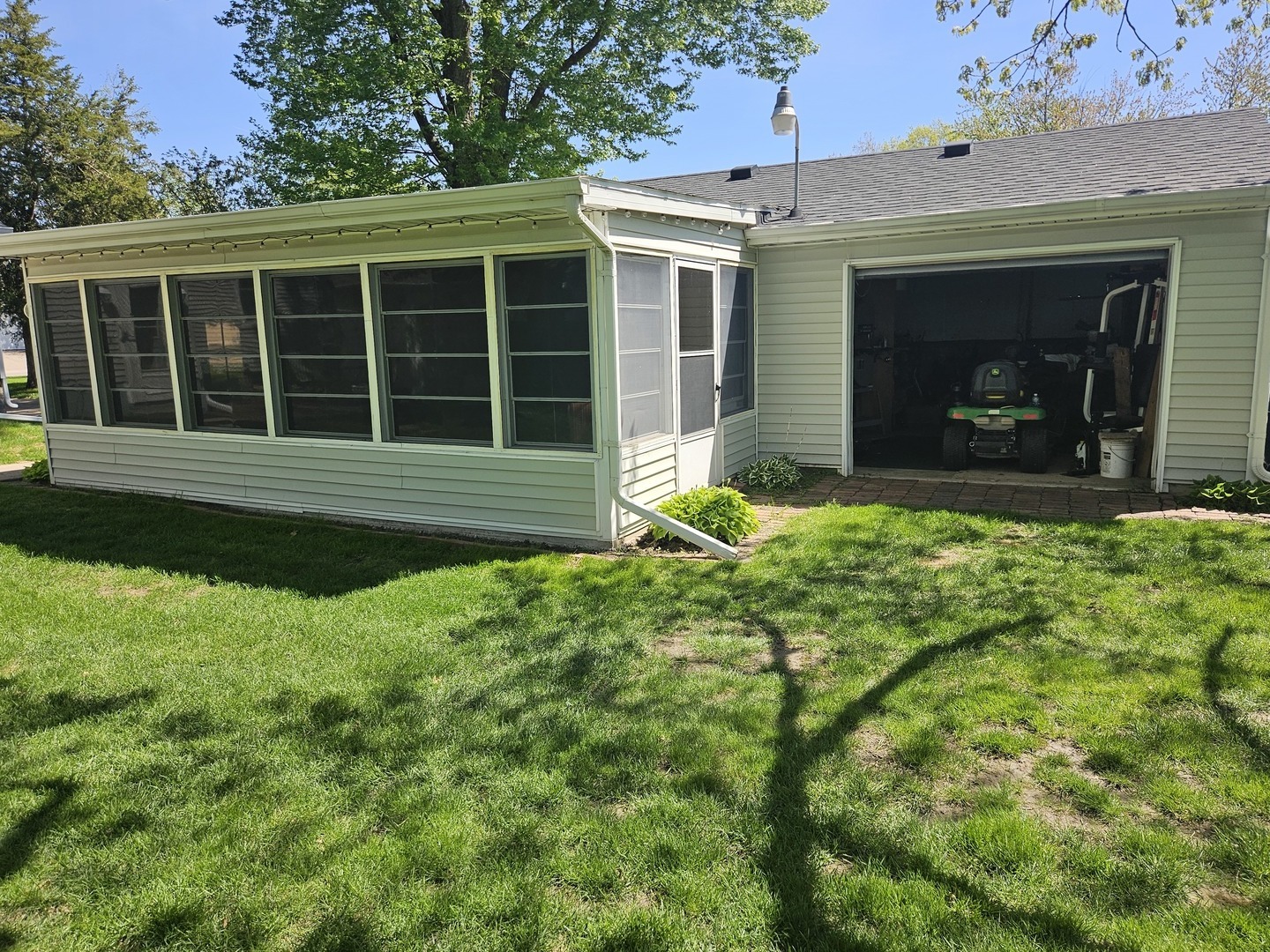 4504 26th Avenue Moline, IL 61265 - Photo 24 of 28