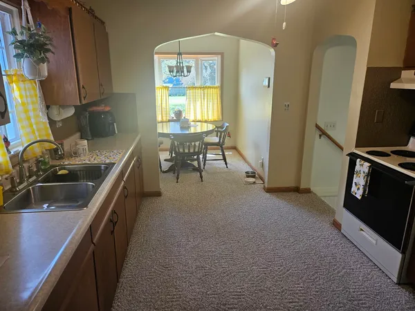 $289,900 | 4504 26th Avenue, Moline, IL 61265