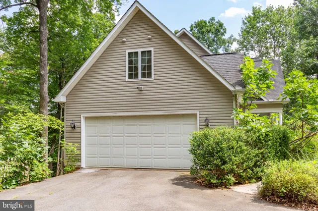 $865,000 | 1021 Albert Rennolds Drive, Fredericksburg, VA 22401