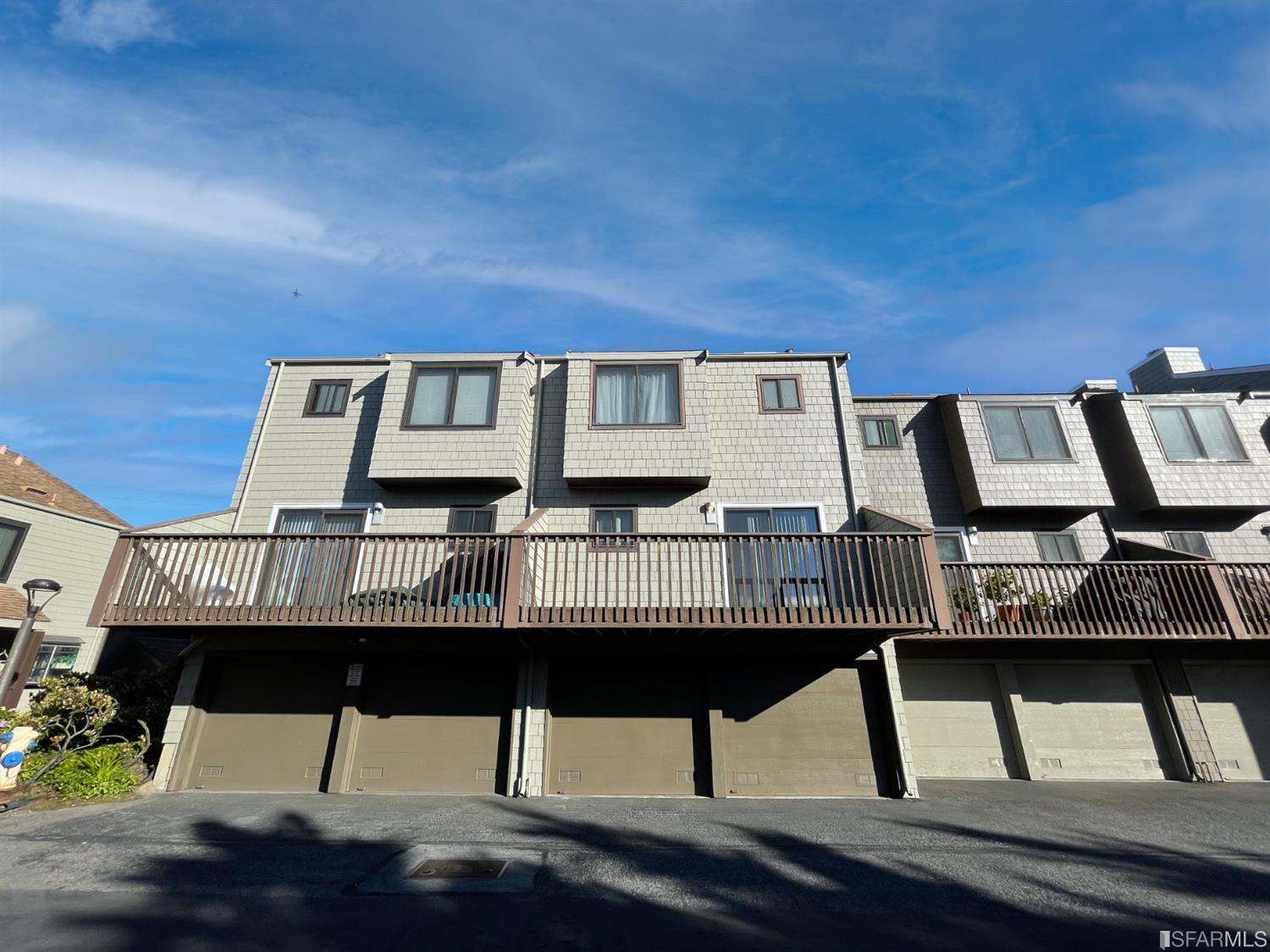 511 King Drive, Unit 5 Daly City, CA 94015 - Photo 50 of 51 a view of balcony with furniture
