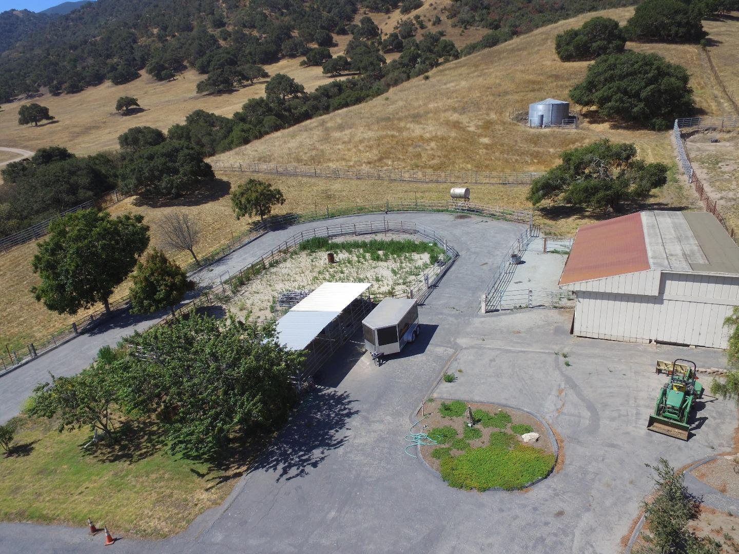 852 River Road Salinas, CA 93908 - Photo 13 of 29 Gallery Image 13