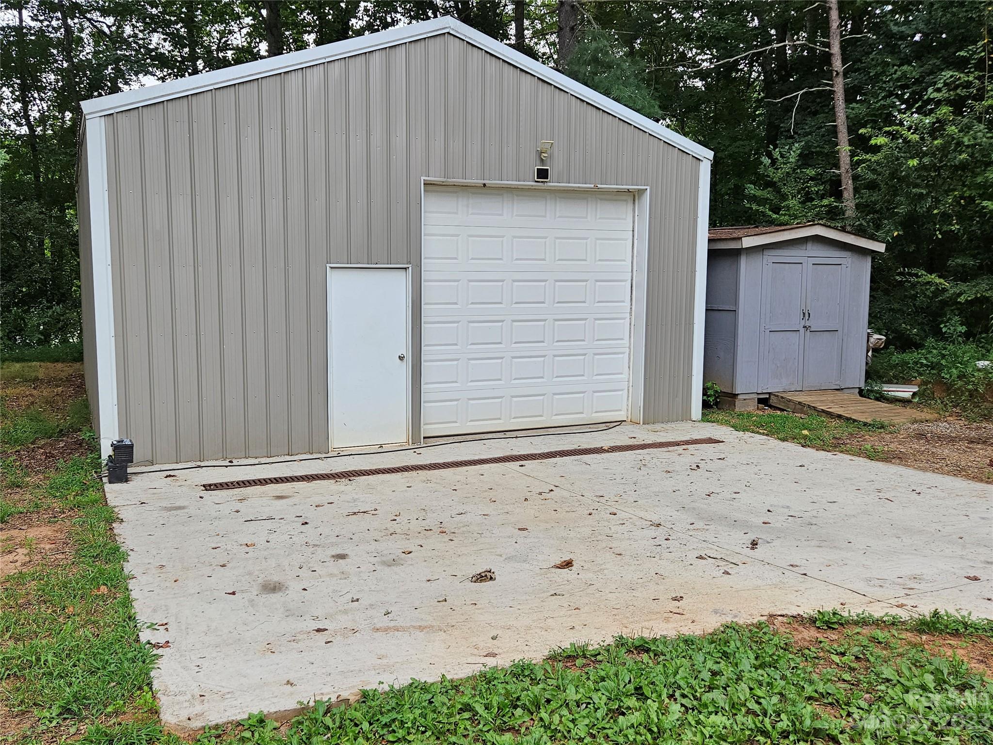 1320 Jamestown Road Morganton, NC 28655 - Photo 2 of 42 Gallery Image 2