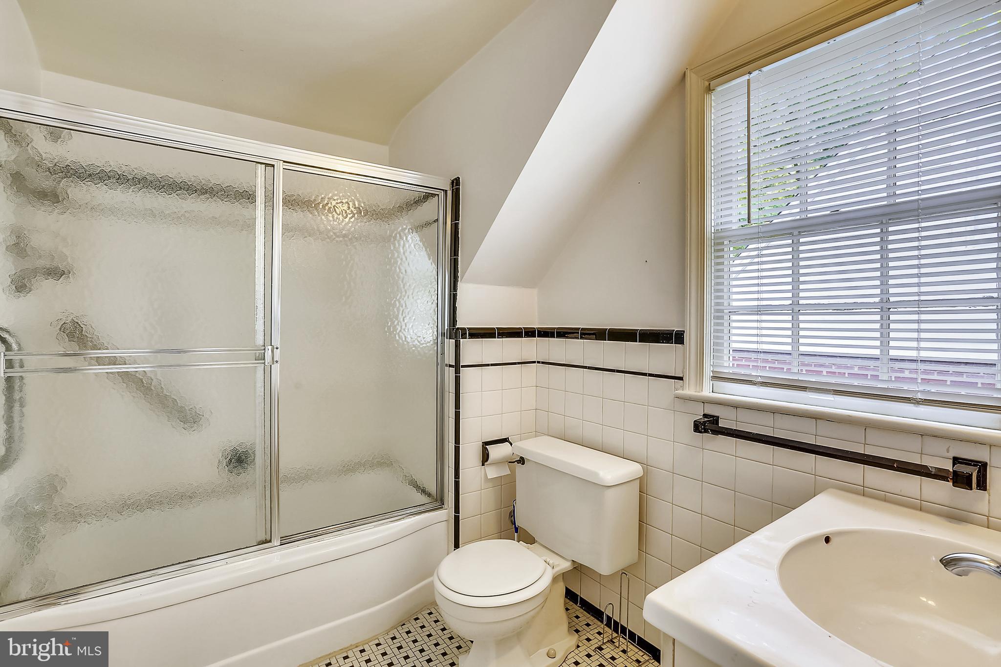 600 Forest Glen Road Silver Spring, MD 20901 - Photo 25 of 67