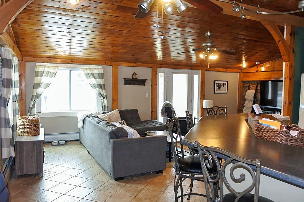 235 Mussey Street Rutland, VT 05701 - Photo 5 of 40