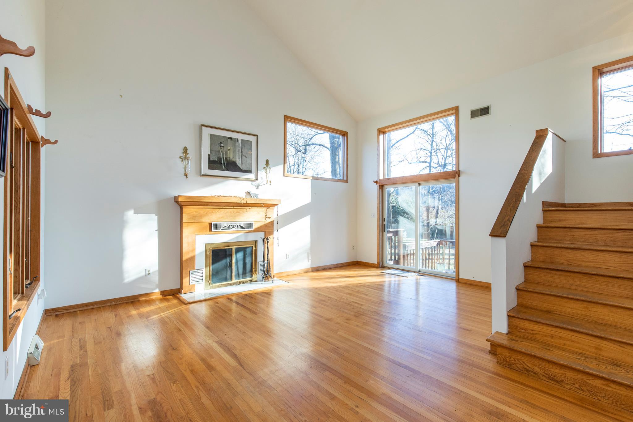 246 Marlborough Road Kennett Square, PA 19348 - Photo 4 of 31 Living Room