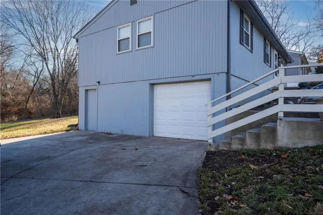 $225,000 | 6929 Northeast 53rd Street, Kansas City, MO 64119