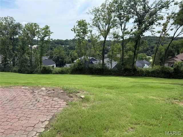 $250,000 | 13230 Cozy Hill Drive, St. Louis, MO 63122