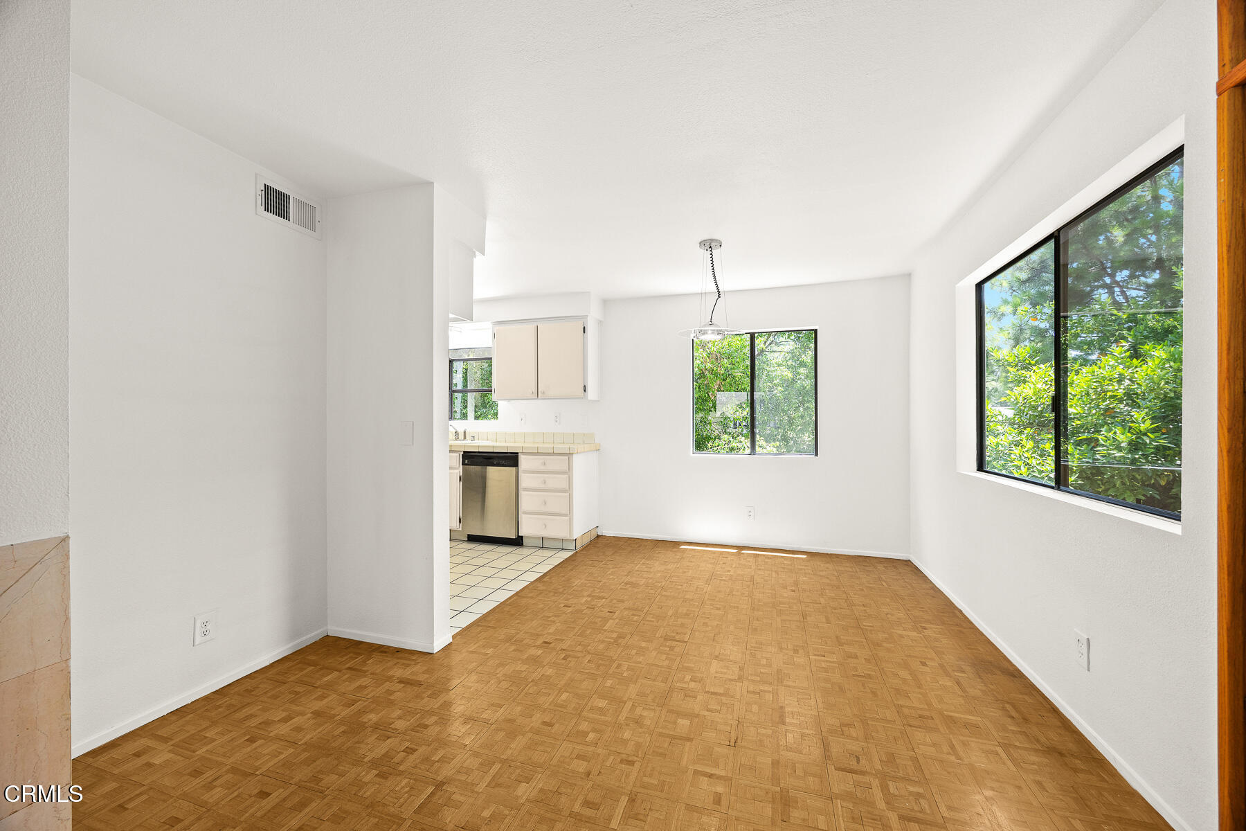 441 Maple Way, Unit 6 Pasadena, CA 91101 - Photo 7 of 26 MLS_10