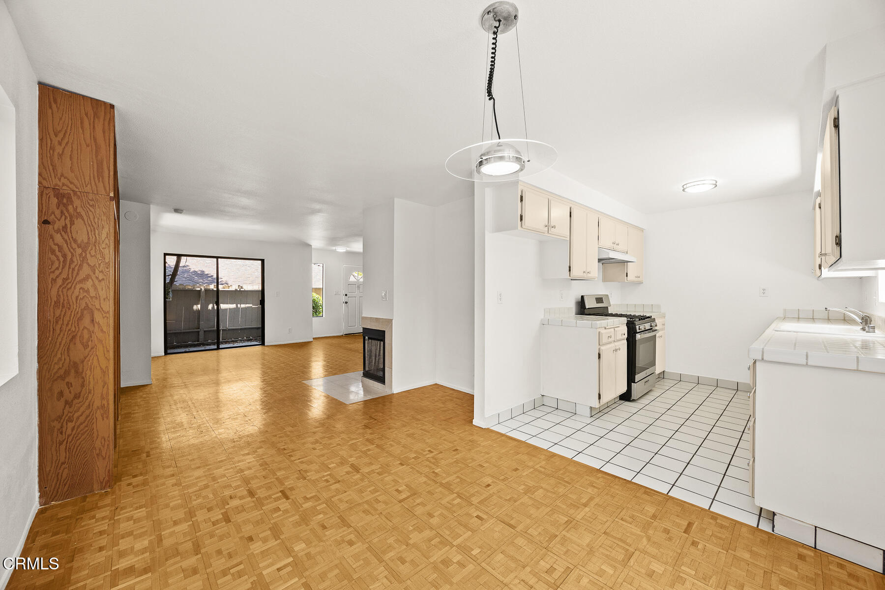 441 Maple Way, Unit 6 Pasadena, CA 91101 - Photo 8 of 26 MLS_11