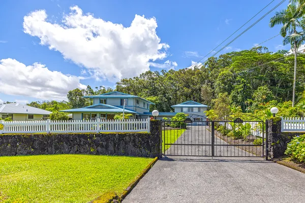 $999,000 | 875 Ainako Avenue, Hilo, HI 96720