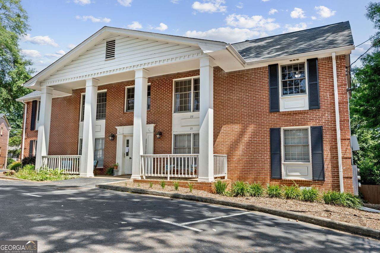 135 Hill Street, Unit 22 Decatur, GA 30030 - Photo 23 of 36 Gallery Image 23
