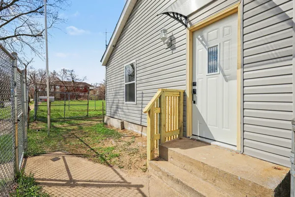 $180,000 | 2420 Connecticut Street, Gary, IN 46407
