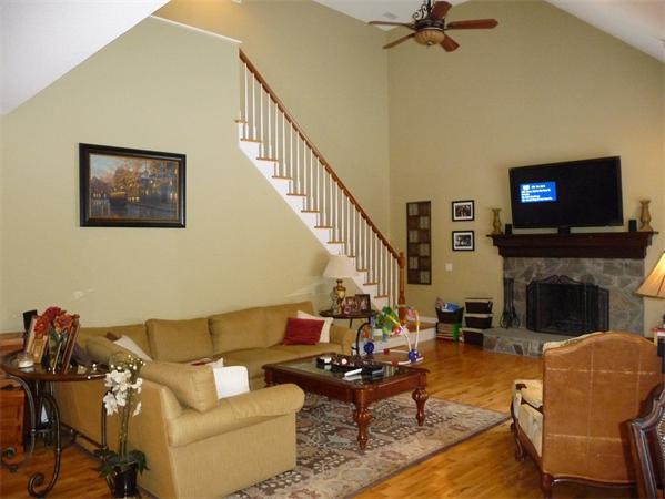 7 Valley View Drive Wilbraham, MA 01095 - Photo 6 of 16
