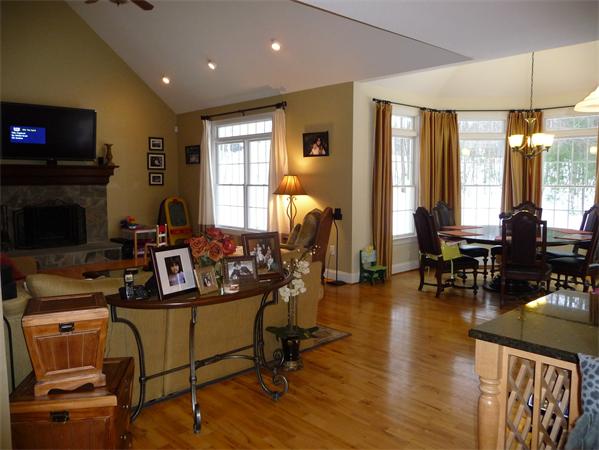 7 Valley View Drive Wilbraham, MA 01095 - Photo 7 of 16