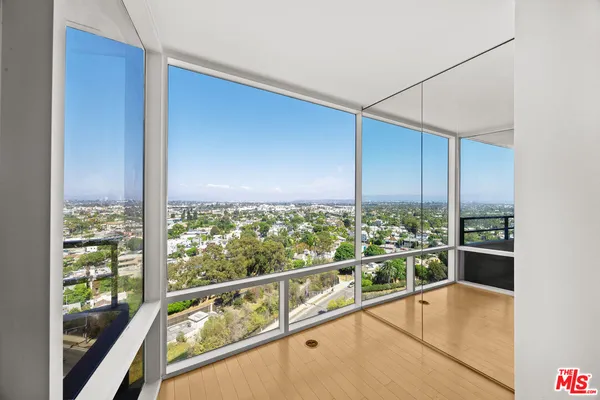 $6,500 | 4316 Marina City Drive, Unit 1033, Marina del Rey, CA 90292