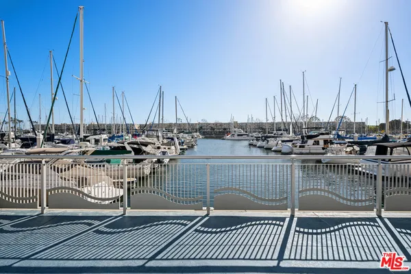 $6,500 | 4316 Marina City Drive, Unit 1033, Marina del Rey, CA 90292