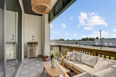 $587,000 | 3317 West 11th Street, Houston, TX 77008