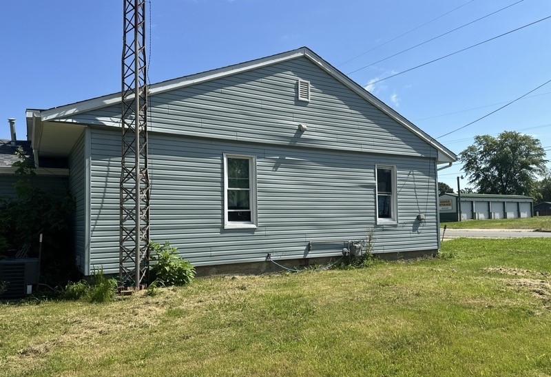 415 South Park Street Sesser, IL 62884 - Photo 2 of 14