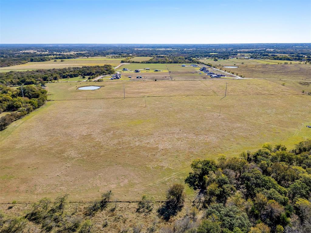 3 County Road 410 Road Alvarado, TX 76009 - Photo 5 of 8 a view of an ocean