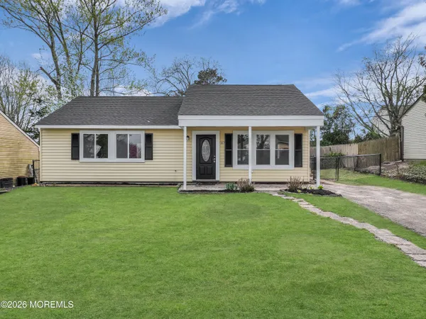 $2,550 | 117 Schooner Avenue, Barnegat, NJ 08005