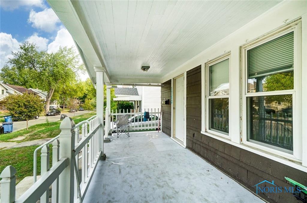 1760 Kensington Road Toledo, OH 43607 - Photo 4 of 35 Gallery Image 4