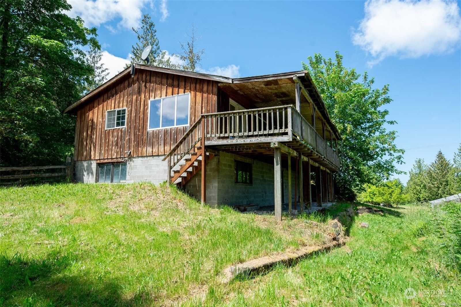 252 Lavender Ridge Lane Sequim, WA 98382 - Photo 2 of 28 a view of backyard with entertaining space