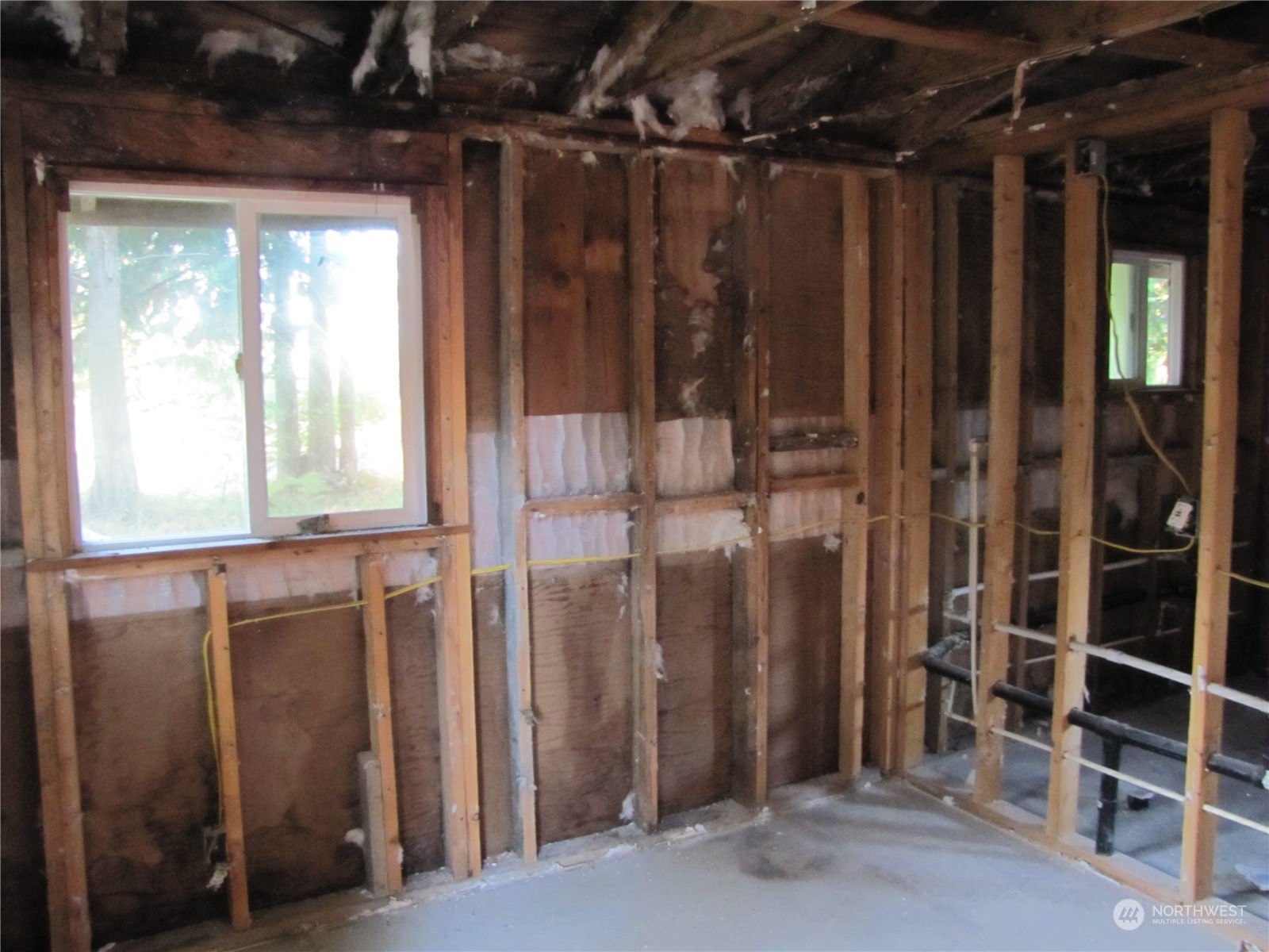 252 Lavender Ridge Lane Sequim, WA 98382 - Photo 22 of 28 a view of a walk in closet