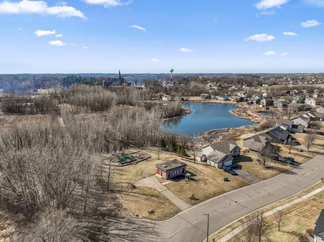 $536,000 | 433 James Parkway, Elko New Market, MN 55054