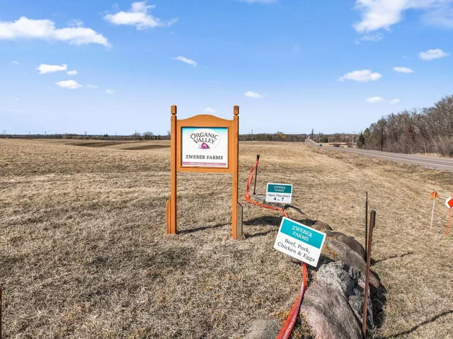 $536,000 | 433 James Parkway, Elko New Market, MN 55054