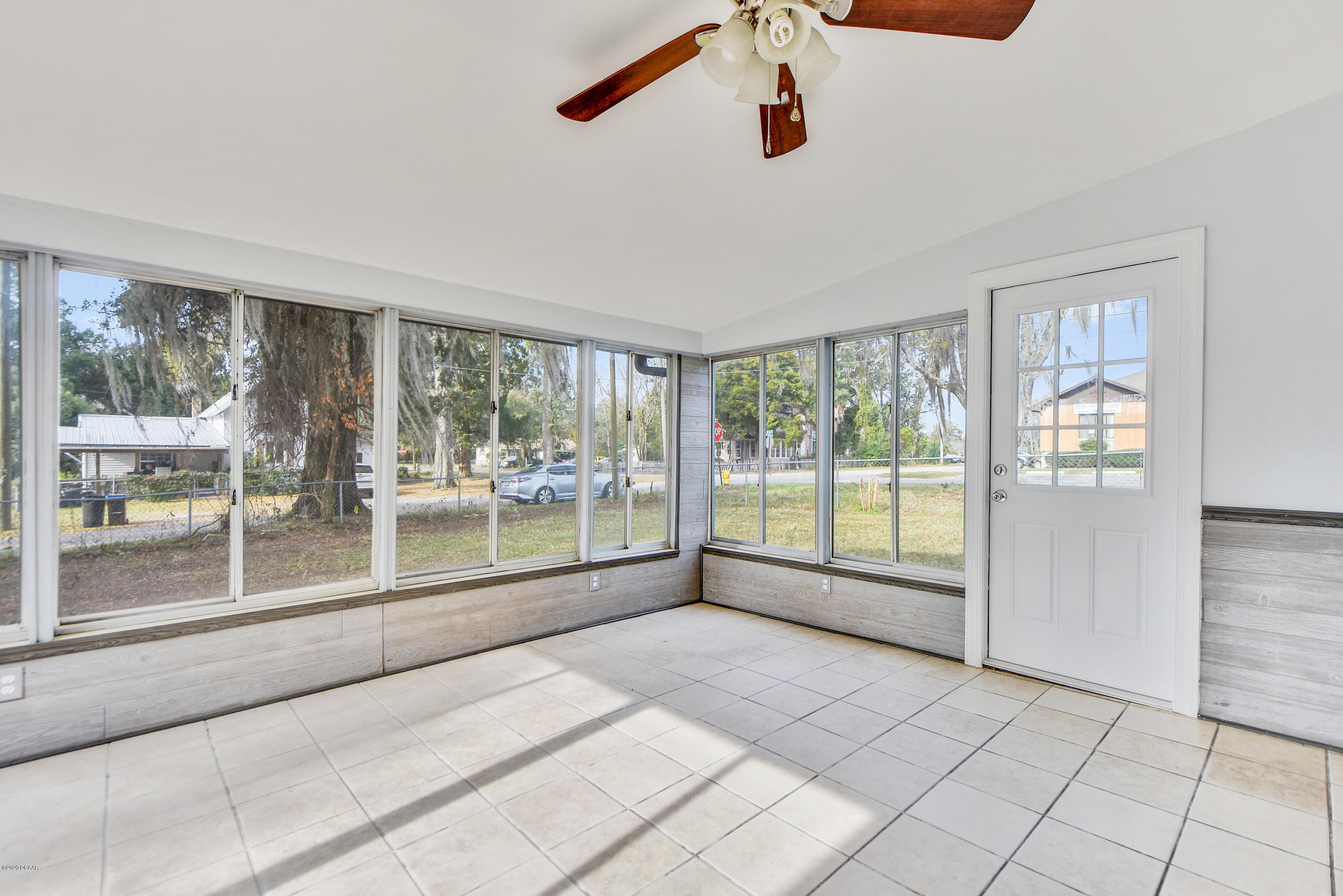 6010 Southeast Earp Road Belleview, FL 34420 - Photo 20 of 25 dsc_3370-dsc_3374