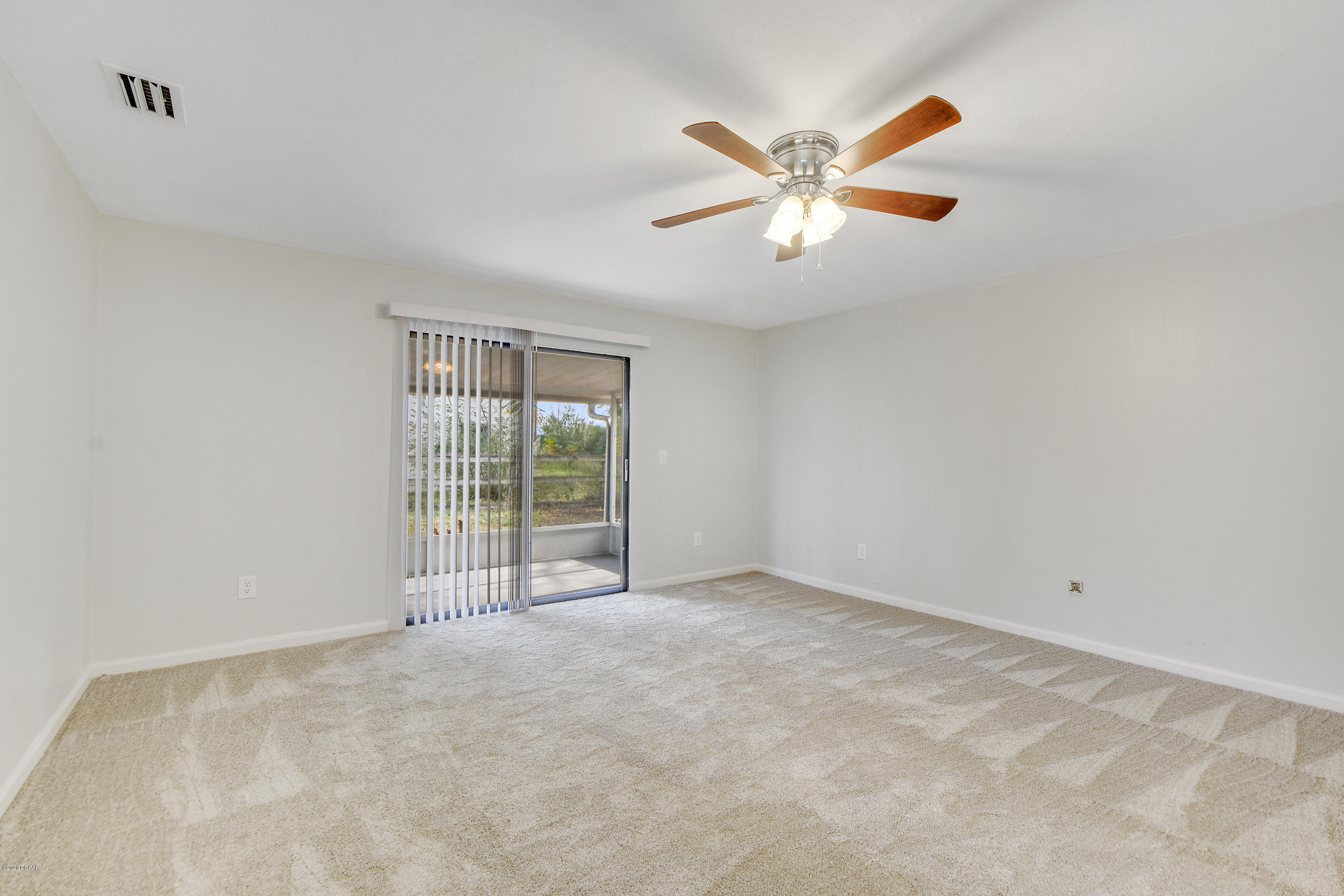 6010 Southeast Earp Road Belleview, FL 34420 - Photo 8 of 25 dsc_3465-dsc_3469