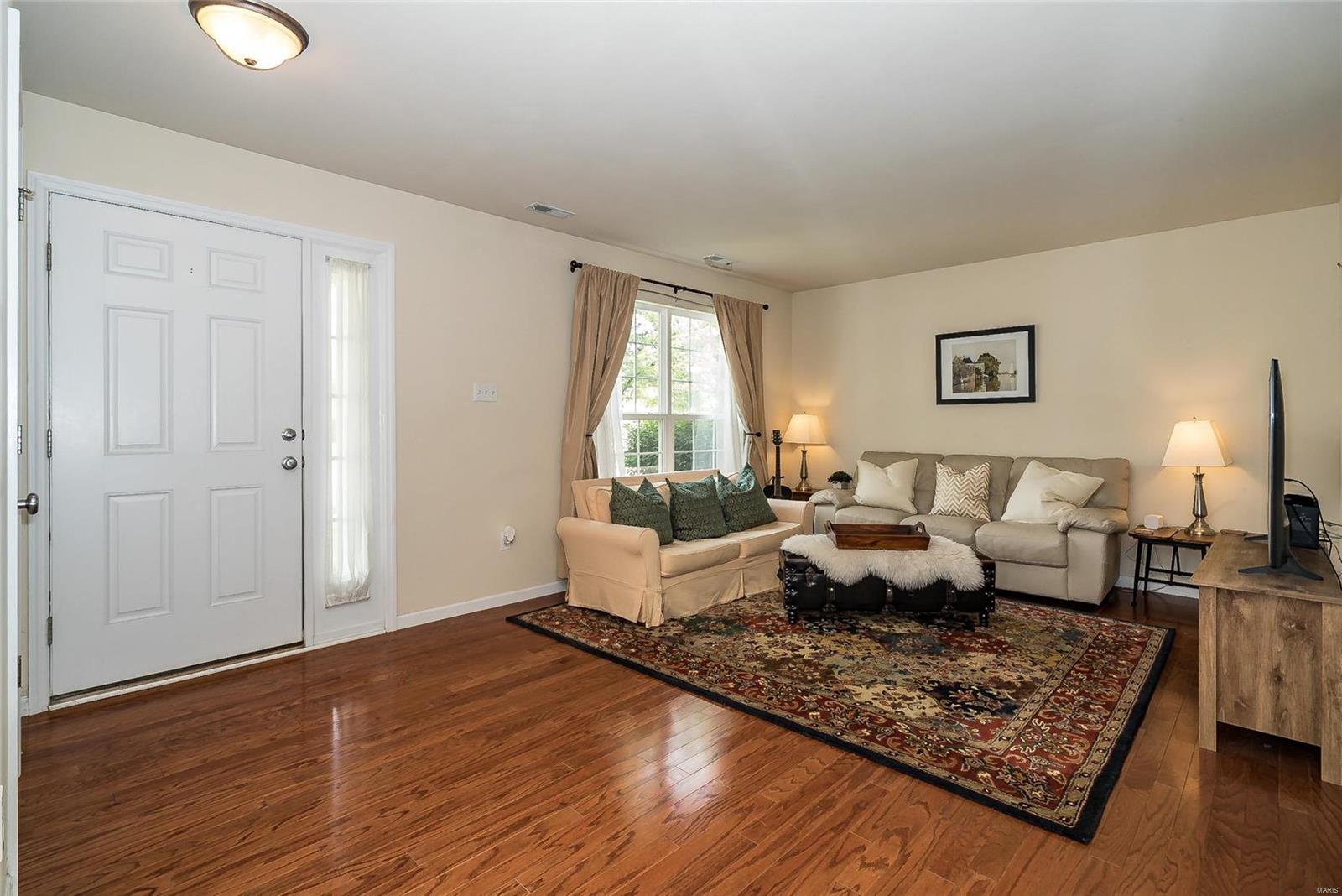 219 Coachgate Lane Ballwin, MO 63021 - Photo 6 of 36