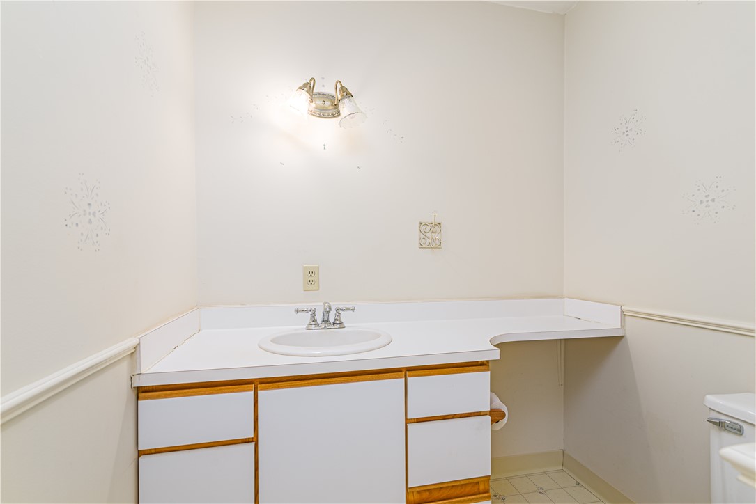 60 Margin Street, Unit 104 Westerly, RI 02891 - Photo 9 of 40 Main level Half bath