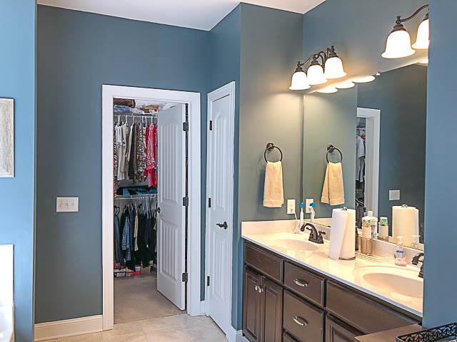 1242 Rimrock Road Smyrna, TN 37167 - Photo 20 of 28 Master bath - double sinks, walk-in closet