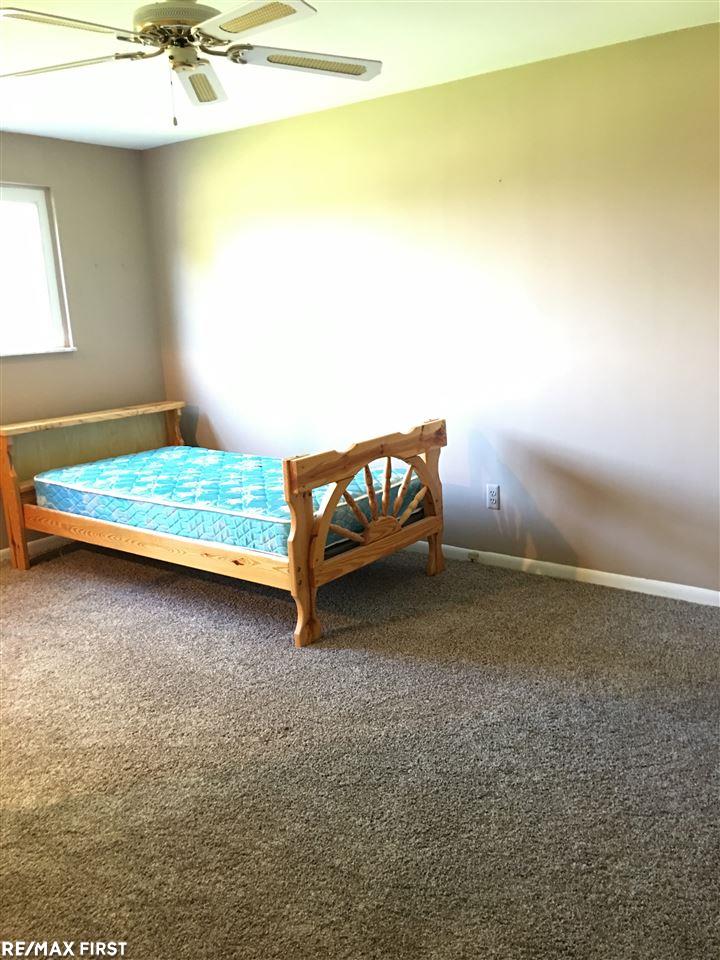 49614 Fairchild Road Macomb, MI 48042 - Photo 21 of 28 31308425-20.JPG