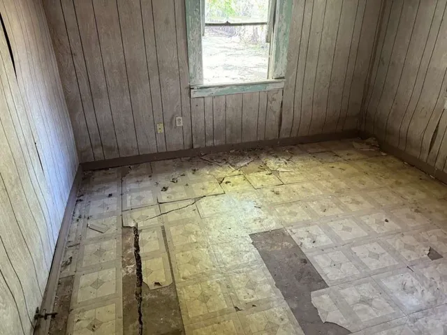 $22,799 | 1204 North 8th Street, Wichita Falls, TX 76306