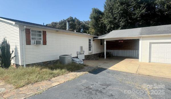 5500 Lee Cline Road Conover, NC 28613 - Photo 3 of 19 Gallery Image 3