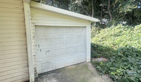 5500 Lee Cline Road Conover, NC 28613 - Photo 4 of 19 Gallery Image 4