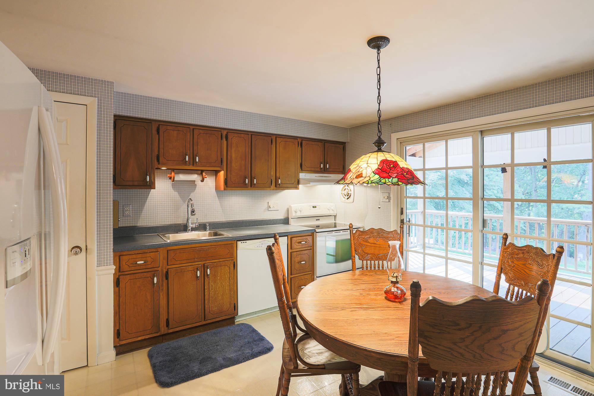 3912 Millner Road Baltimore, MD 21236 - Photo 11 of 40 Kitchen